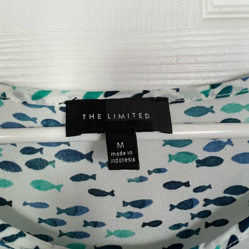 The limited M blue green blouse top - Picture 3 of 3